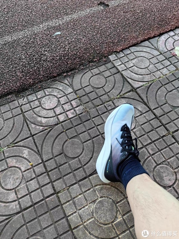 前腿屈膝, 浑身酸痛, src 前腿屈膝, 浑身酸痛, src